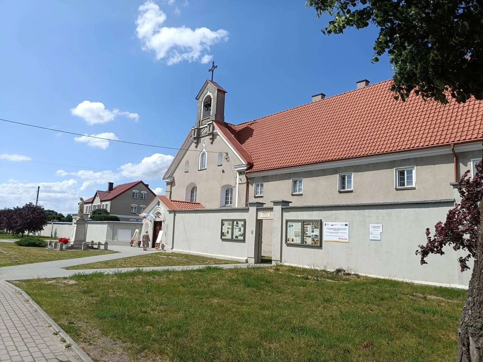 Klasztor sióstr i kościół św. Klary i Józefa w Przasnyszu