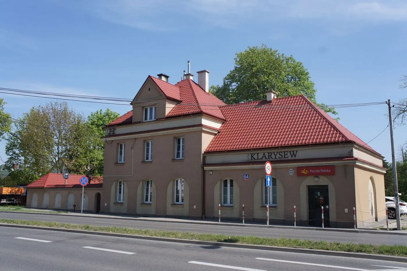 Dawny dworzec kolejki w Klarysewie przy ulicy Warszawskiej w Konstancinie