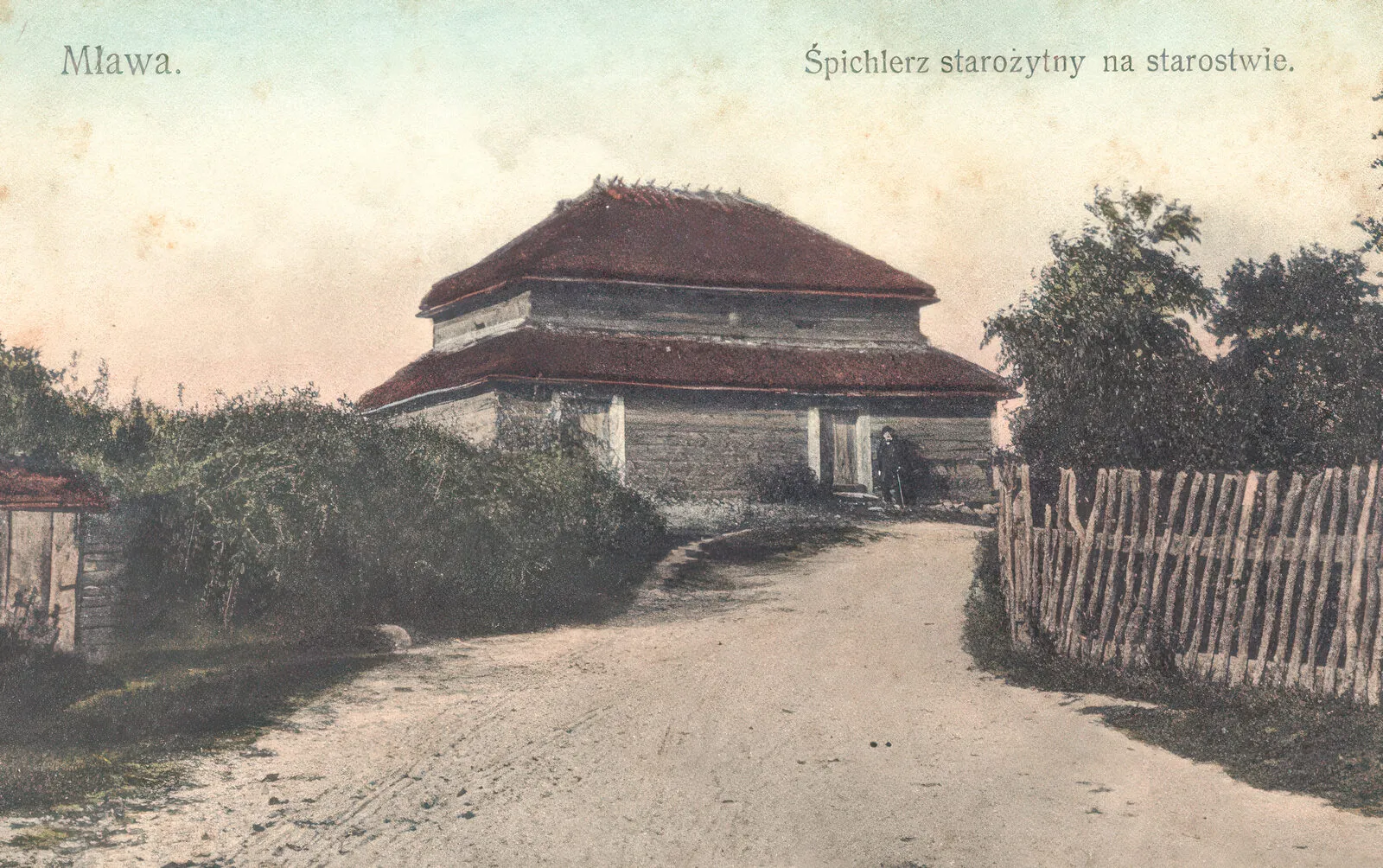 Drewniany spichlerz Lelewelówka w Mławie na archiwalnej fotografii z początku XX wieku
