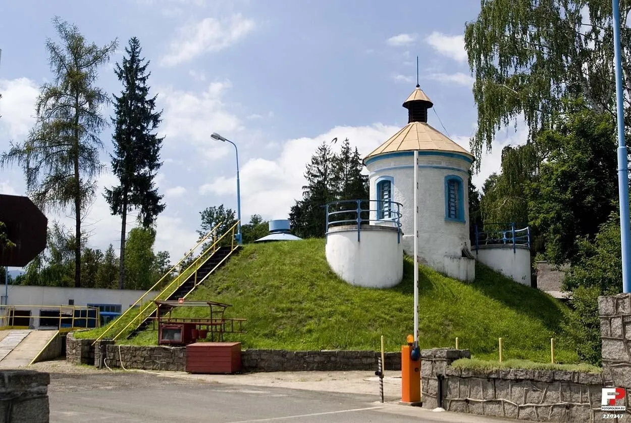 Budynek pompowni wody przy ulicy Ceglanej w Cieplicach